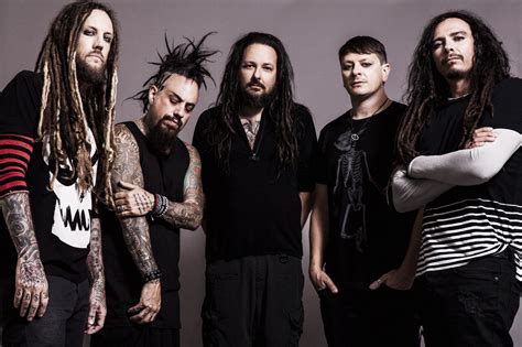 What Genre of Music is Korn and Its Crossover Appeal